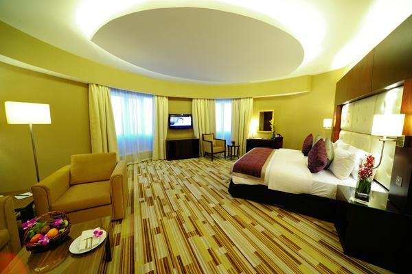 Отель Monaco 3*